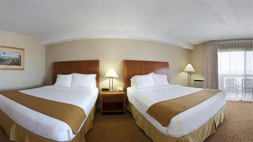 Holiday Inn Express Hotel & Suites Ventura Harbor By Ihg Esterno foto