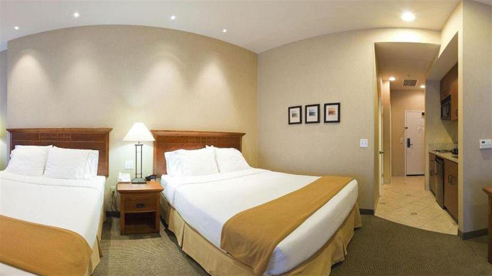 Holiday Inn Express Hotel & Suites Ventura Harbor By Ihg Esterno foto