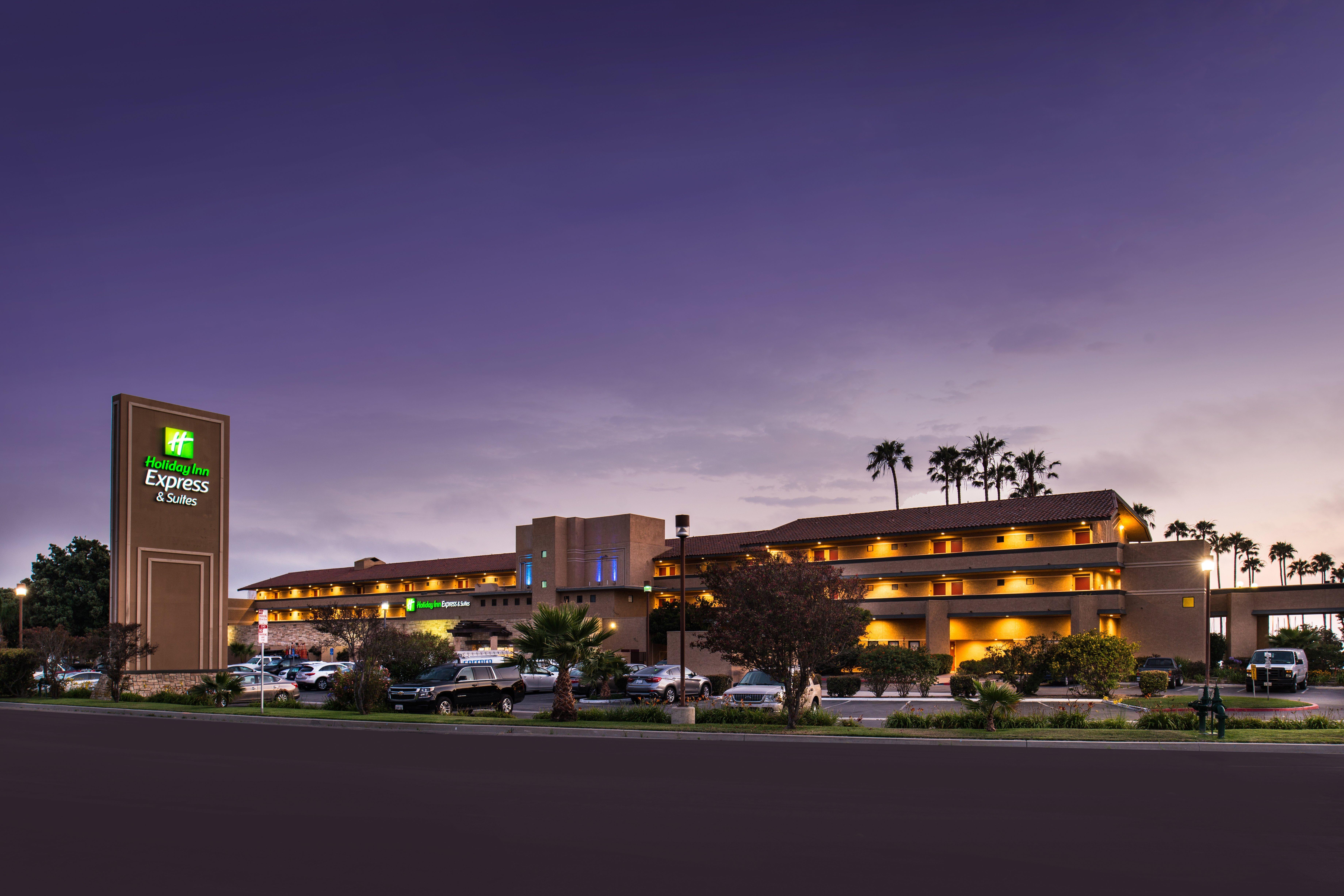 Holiday Inn Express Hotel & Suites Ventura Harbor By Ihg Esterno foto