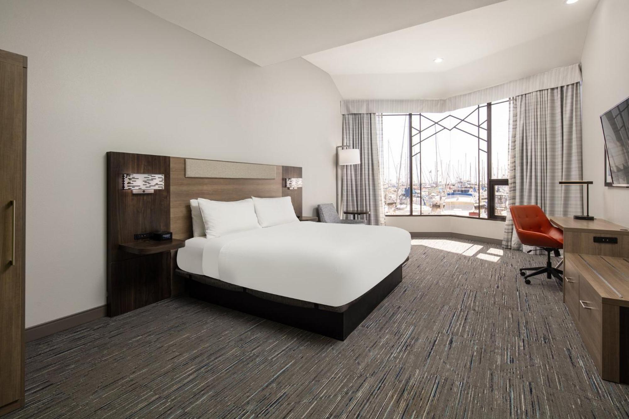 Holiday Inn Express Hotel & Suites Ventura Harbor By Ihg Esterno foto