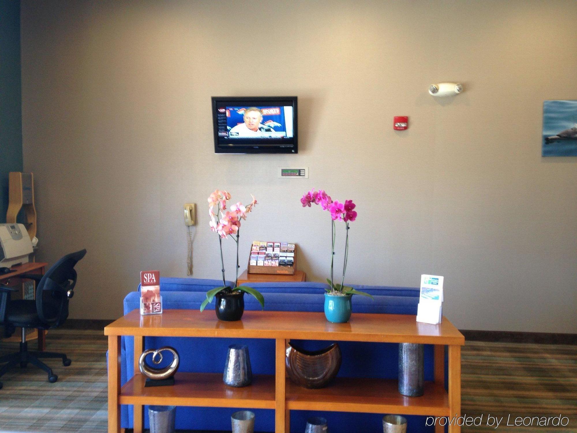 Holiday Inn Express Hotel & Suites Ventura Harbor By Ihg Esterno foto